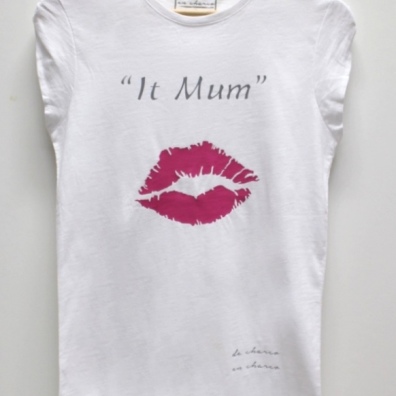 https://www.etsy.com/es/listing/267642445/camiseta-mujer-cuello-redondo-it-mum?ref=shop_home_active_15