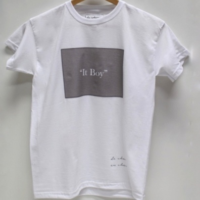 https://www.etsy.com/es/listing/270665093/camiseta-nino-it-boy-en-rectangulo-gris?ref=listing-shop-header-2